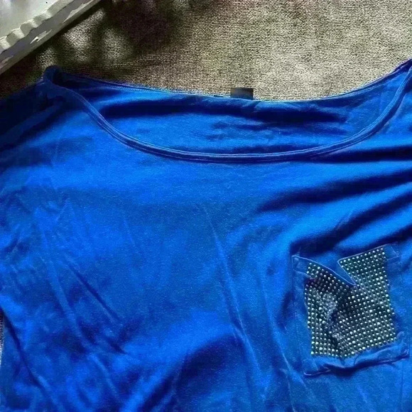 Armani Exchange Bright Blue White Neck T-Shirt with Rhinestone Pocket De… - Picture 5 of 6